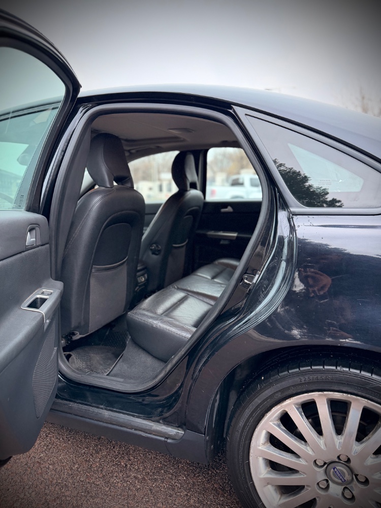 Volvo S 40 4P 2,0 P2 AT — foto 10