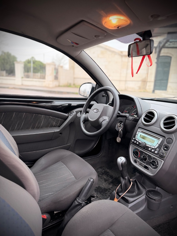 Ford Ka SE — foto 7