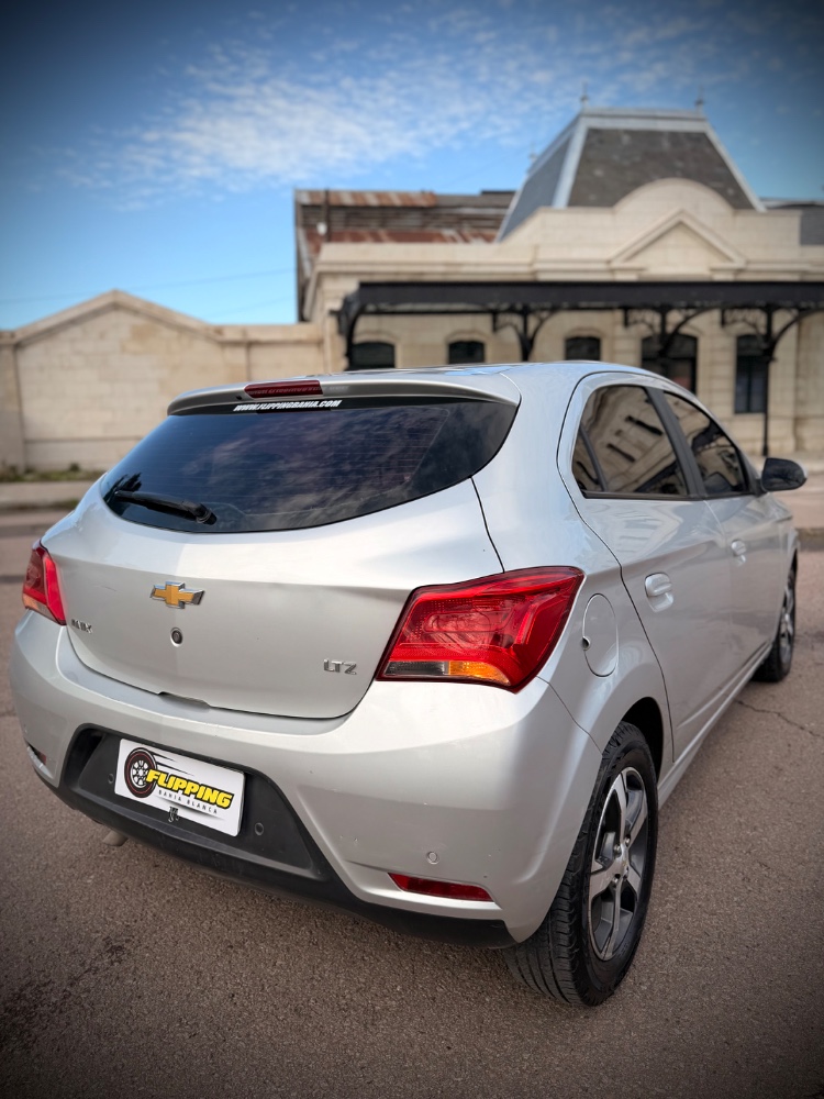 Chevrolet ONIX 4P 1,0 T Plus Lt — foto 2
