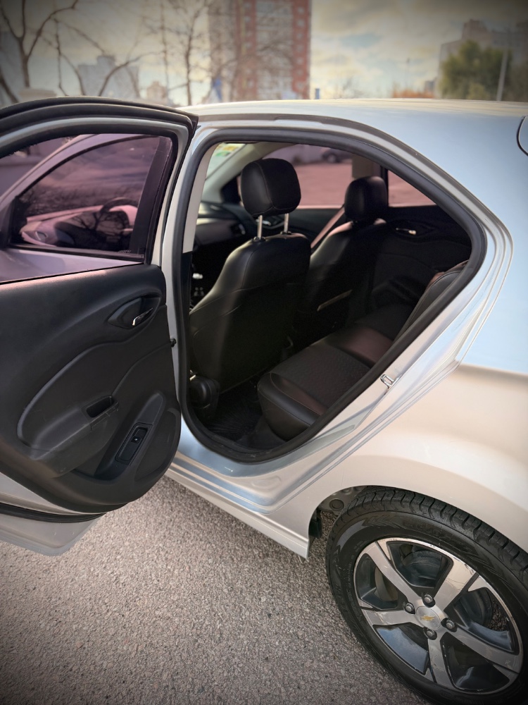 Chevrolet ONIX 4P 1,0 T Plus Lt — foto 5