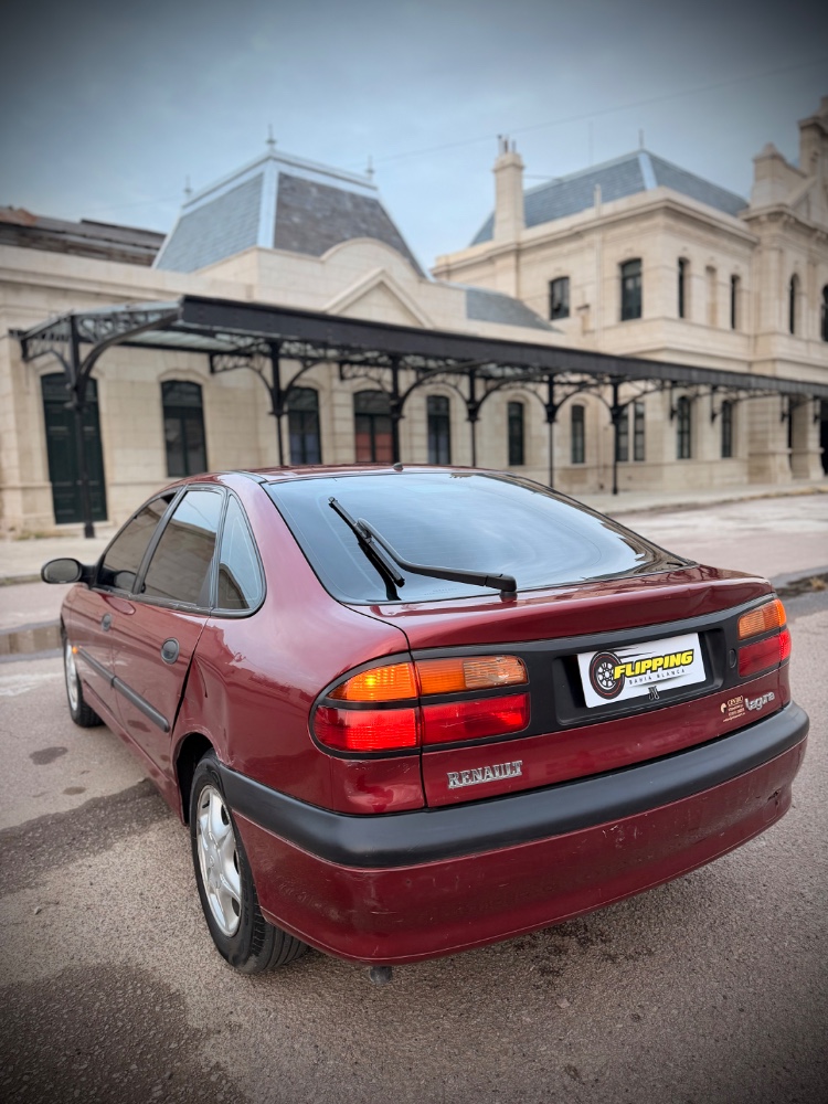 Renault 99 Laguna — foto 6