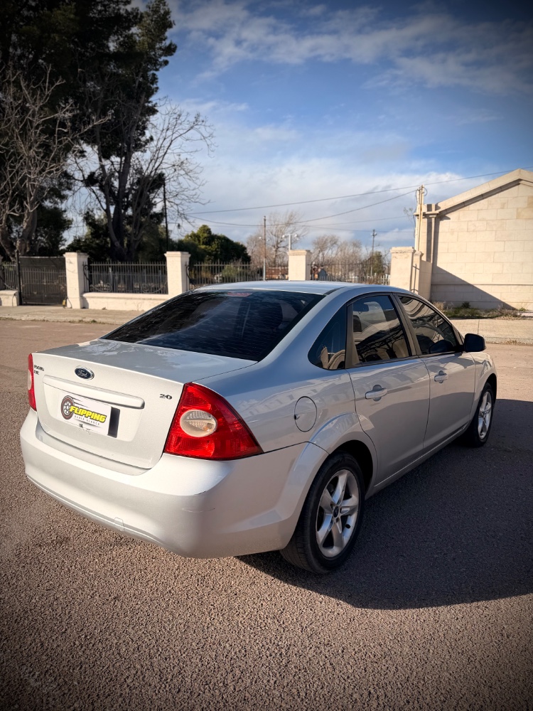 Ford FOCUS — foto 9