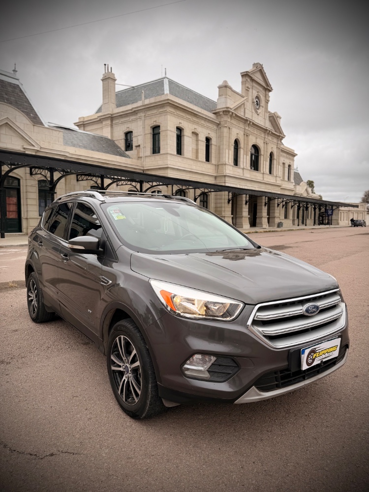 Ford KUGA 5P 1,6 4X4 Sel AT — foto 3