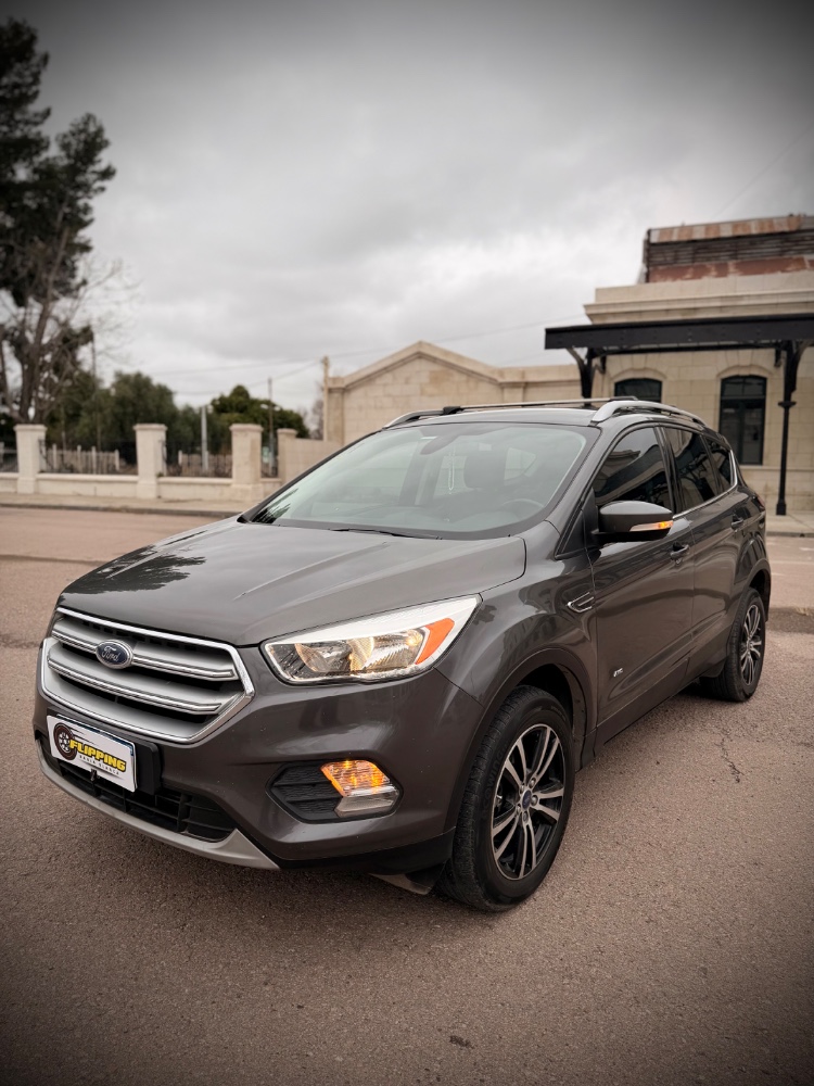 Ford KUGA 5P 1,6 4X4 Sel AT — foto 7
