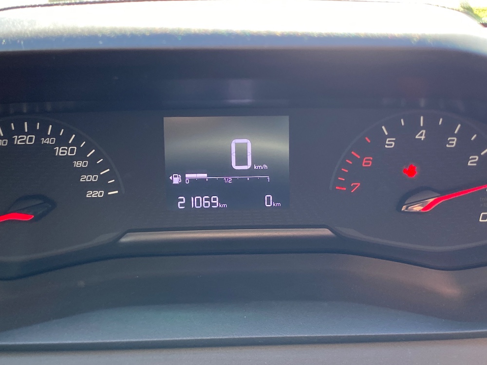 Peugeot 208 L/24 1.6 ACTIVE PACK — foto 7