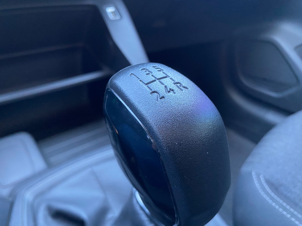 Peugeot 208 L/24 1.6 ACTIVE PACK — foto 13