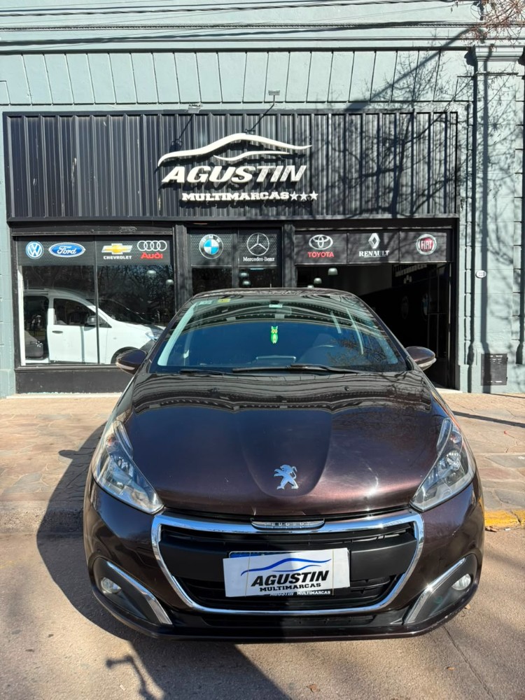 Peugeot 208 Allure