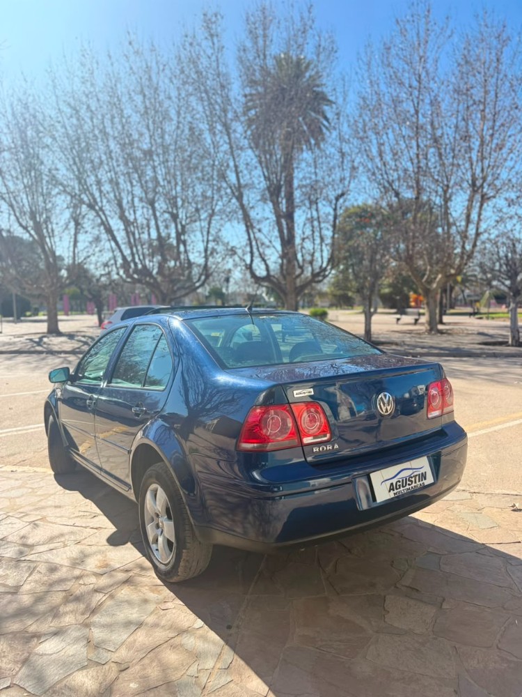 Volkswagen Bora  2,0  — foto 8