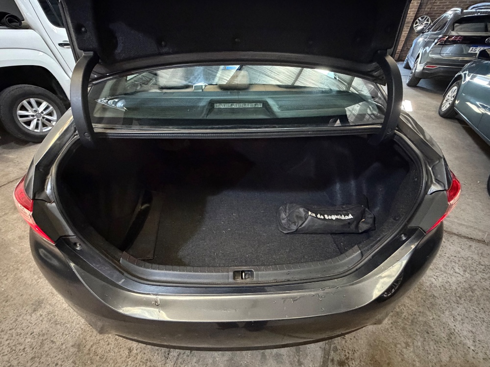 Toyota Corolla 4P 1,8 Xli — foto 6