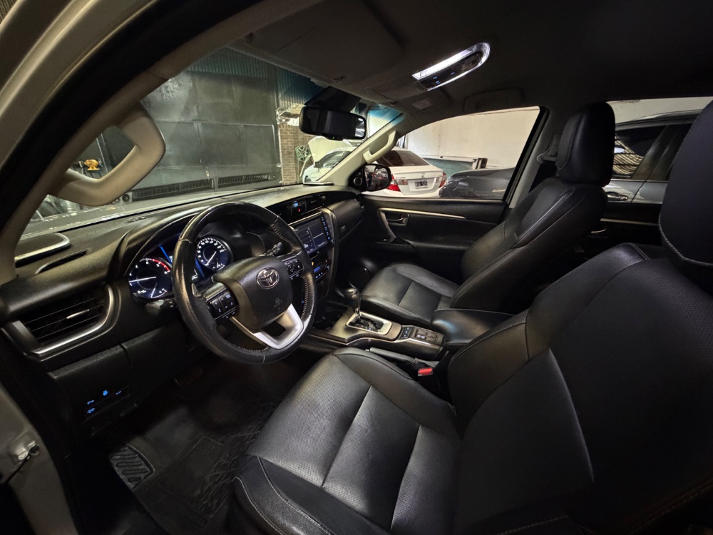 Toyota SW4 Srx 4X4 2.8 TDI 7a AT — foto 11
