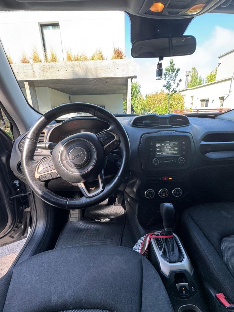 Jeep Renegade Sport — foto 7