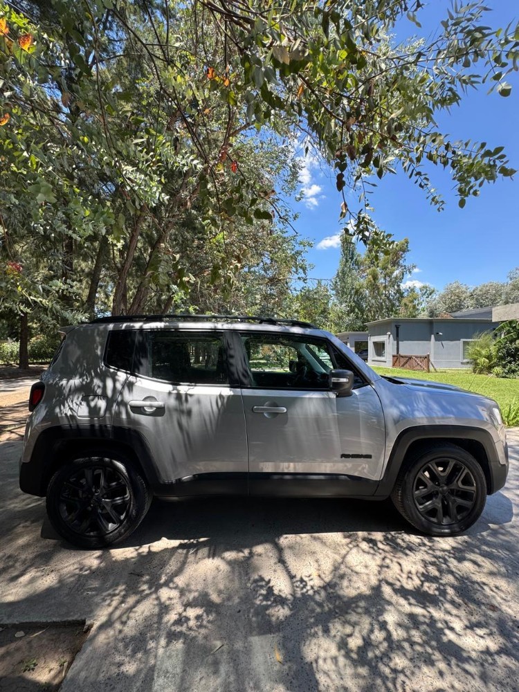 Jeep Renegade Sport longitude — foto 8