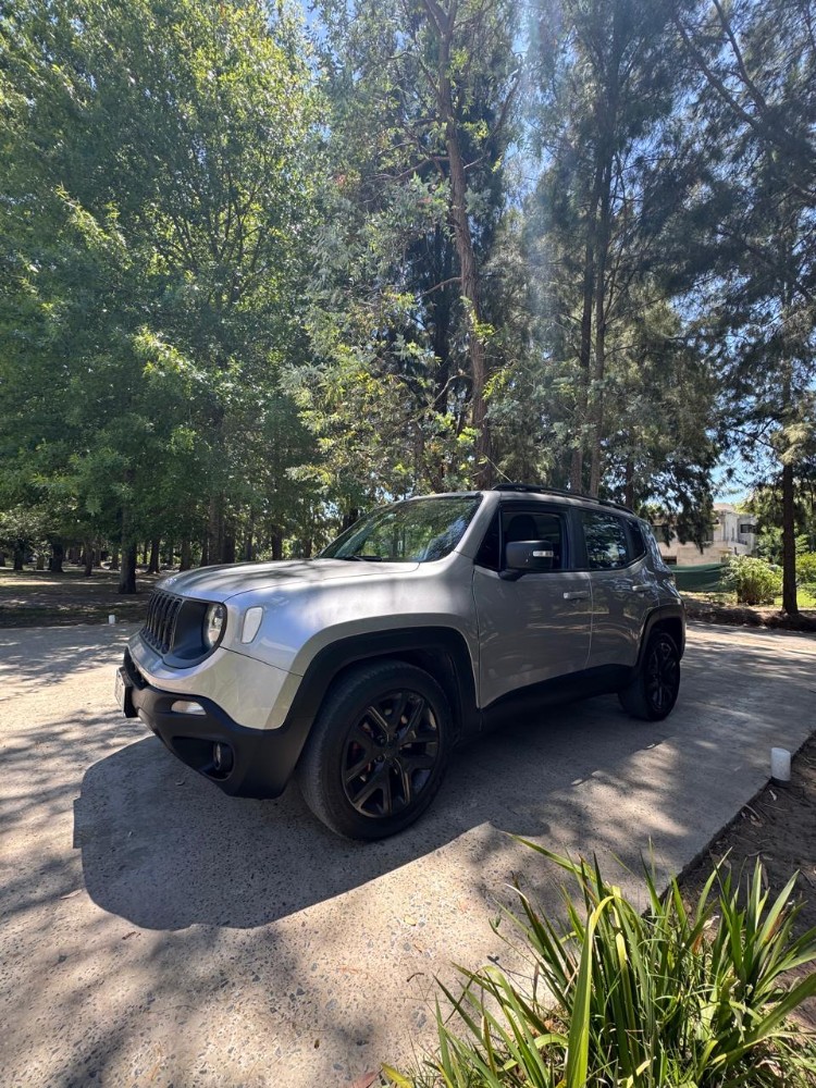 Jeep Renegade Sport longitude — foto 10