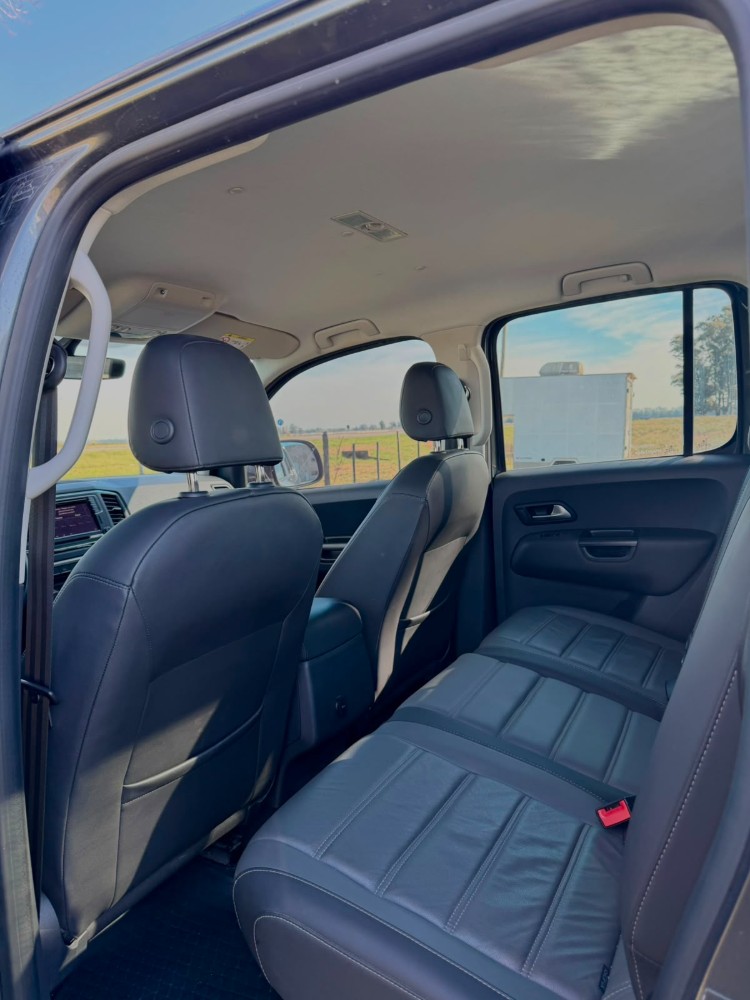 Volkswagen AMAROK HIGHLINE 4X4 AUT 2.0L TDI 180 CV — foto 2