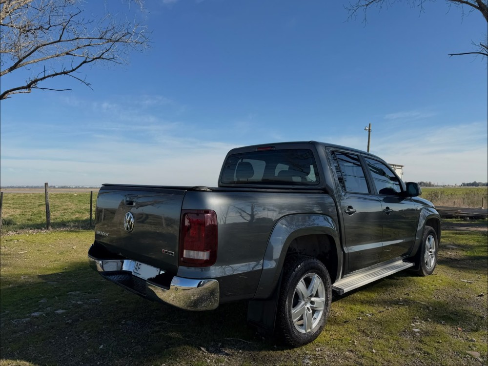 Volkswagen AMAROK HIGHLINE 4X4 AUT 2.0L TDI 180 CV — foto 5
