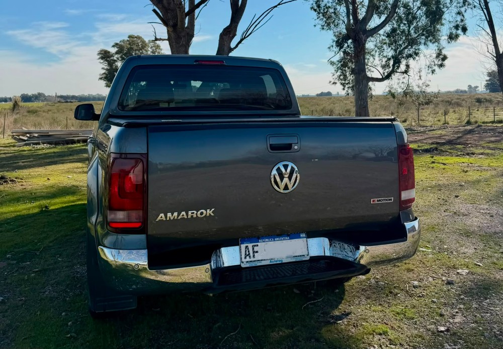 Volkswagen AMAROK HIGHLINE 4X4 AUT 2.0L TDI 180 CV — foto 6