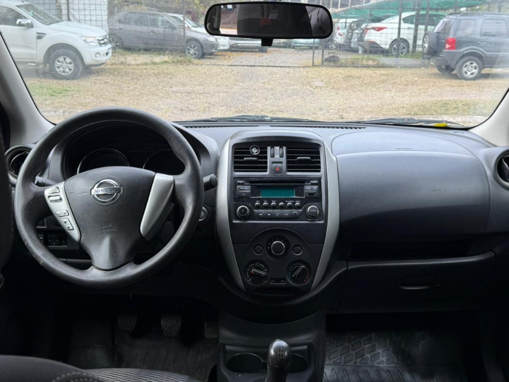 Nissan Versa sense pure drive — foto 3