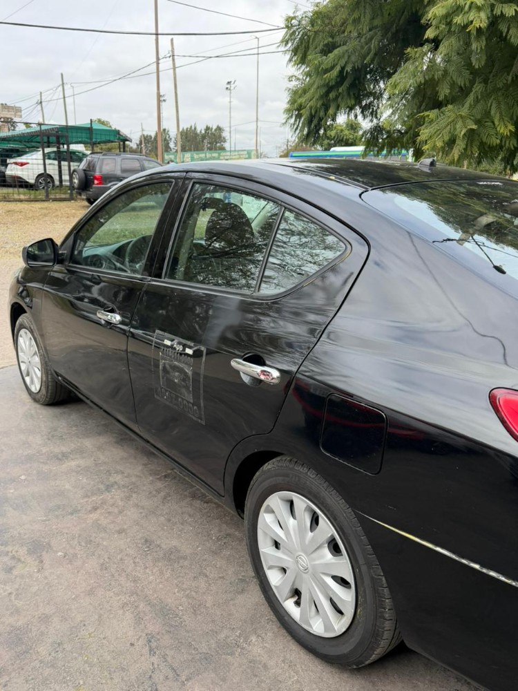 Nissan Versa sense pure drive — foto 10