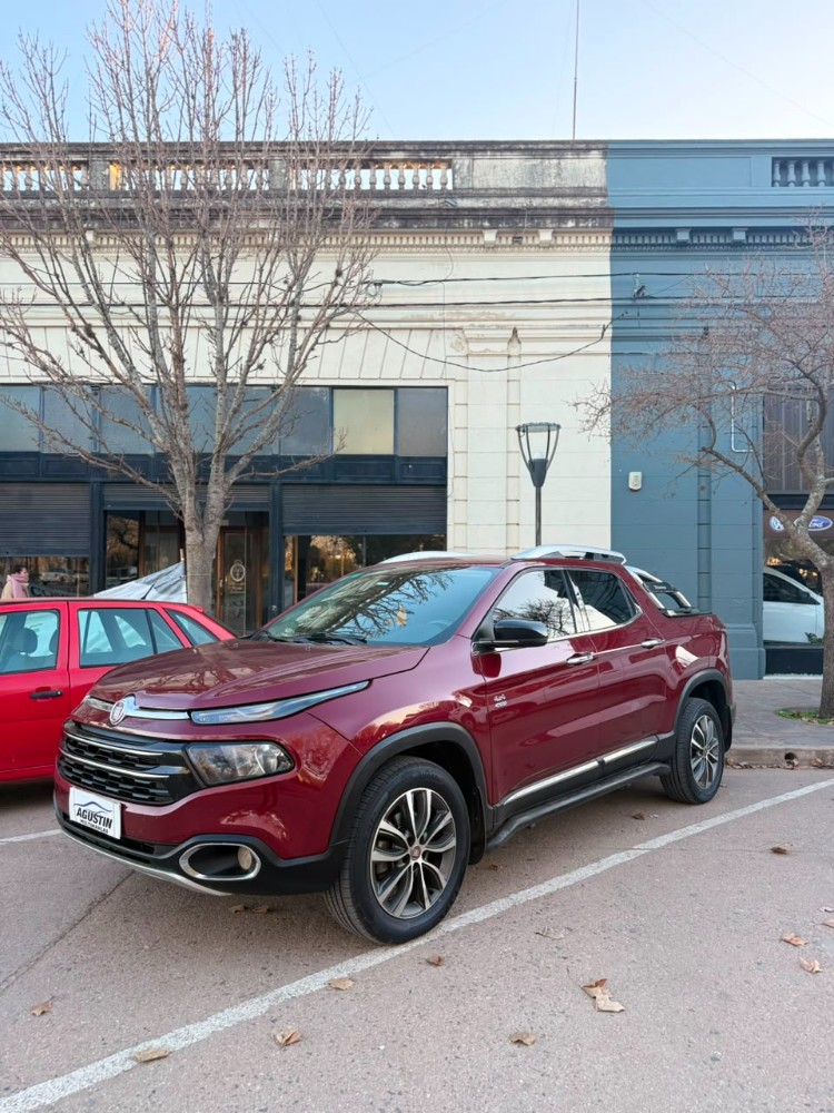 Fiat Toro VOLCANO 4X4 — foto 6
