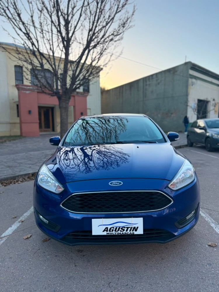 Ford Focus 1.6 — foto 4