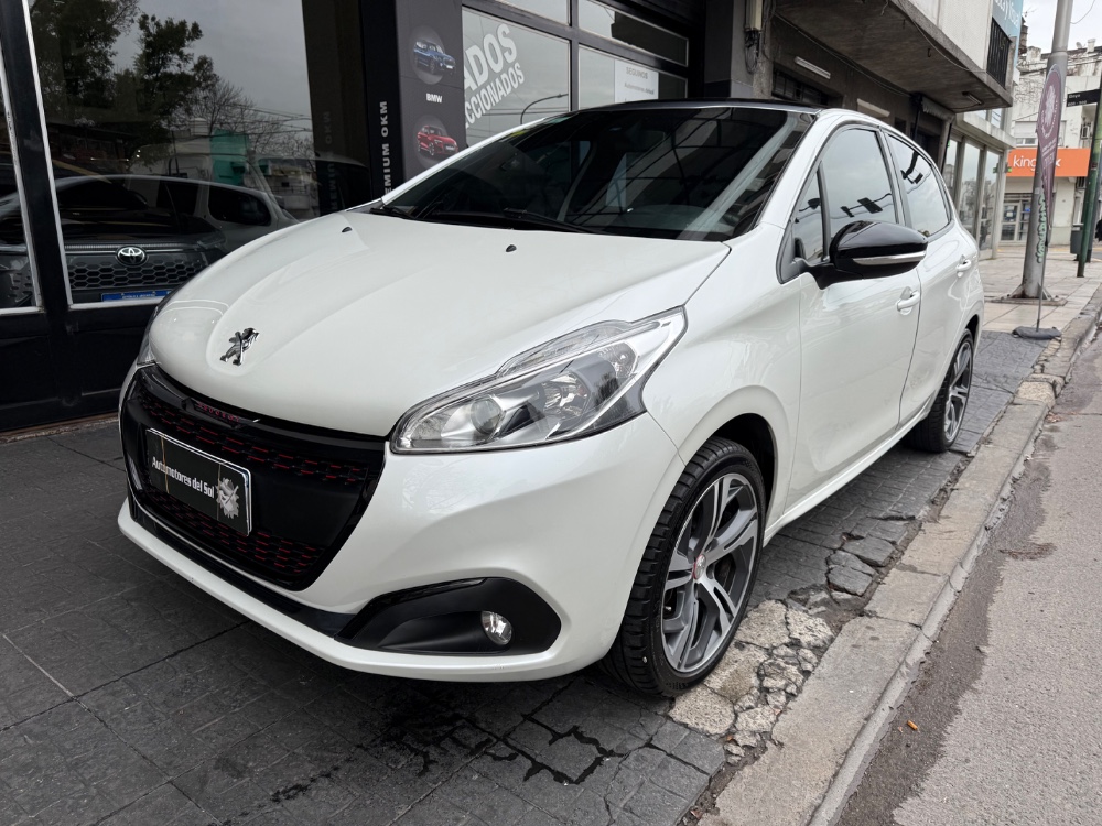 Peugeot 208 5P 1,6 THP Gt — foto 3