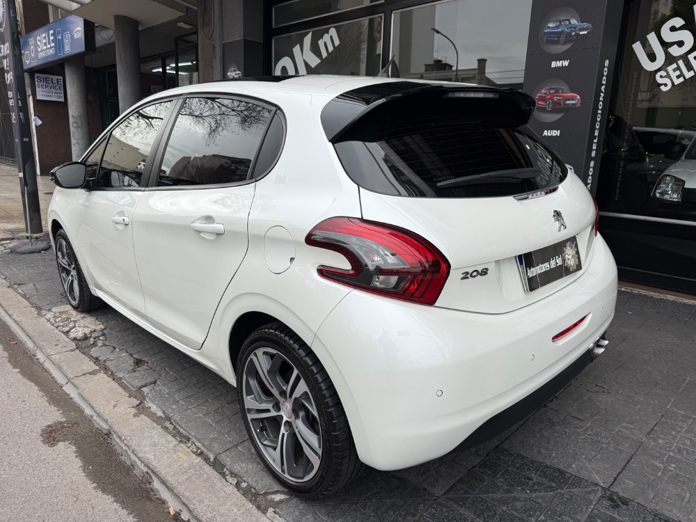 Peugeot 208 5P 1,6 THP Gt — foto 4