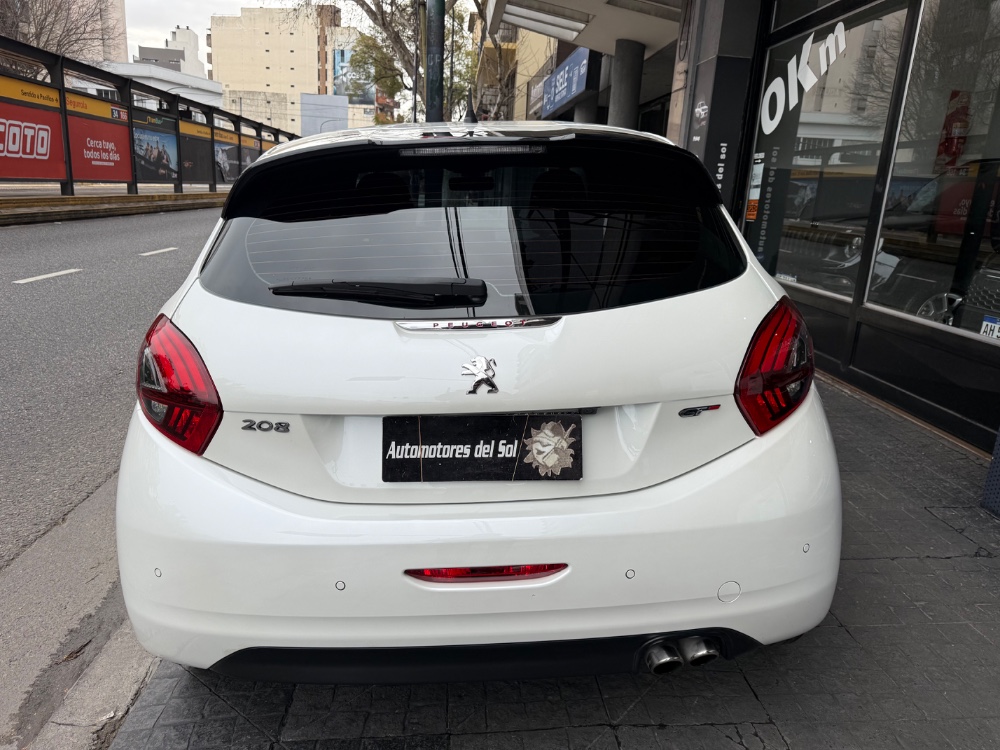 Peugeot 208 5P 1,6 THP Gt — foto 5