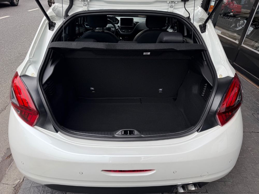Peugeot 208 5P 1,6 THP Gt — foto 9