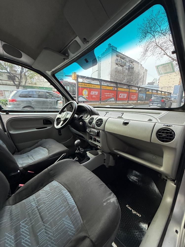 Renault Kangoo Furgon 1,6 Conf 2 2plc A/c Dh Svt — foto 14