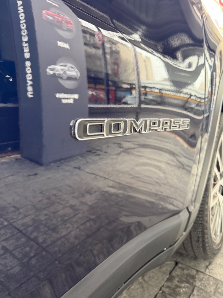 Jeep Compass Limited 1.3T AT6 4x2 — foto 11