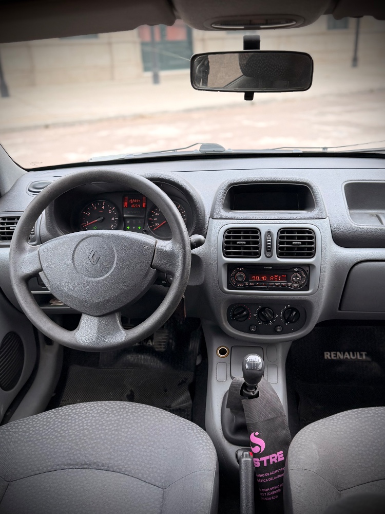 Renault CLIO — foto 2