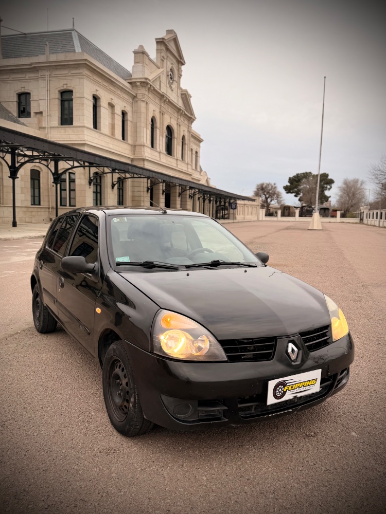 Renault CLIO — foto 10