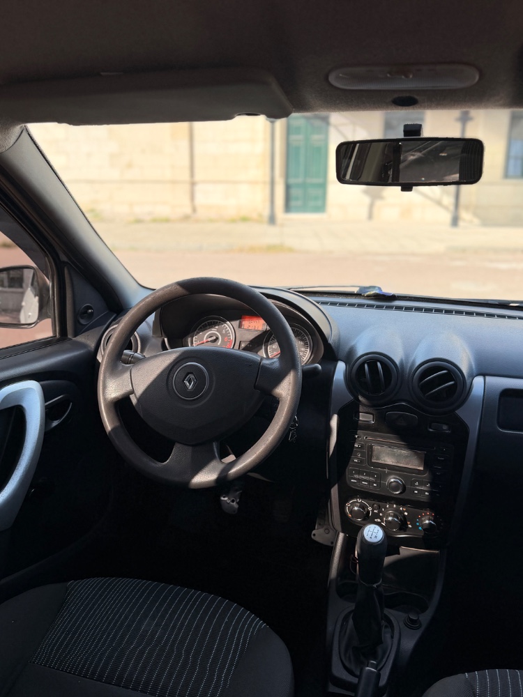 Renault LOGAN — foto 3
