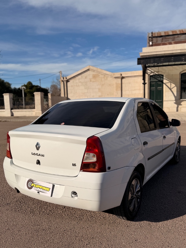 Renault LOGAN — foto 7