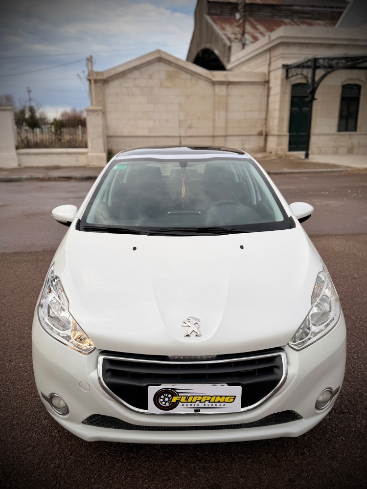 Peugeot 208 Feline — foto 4