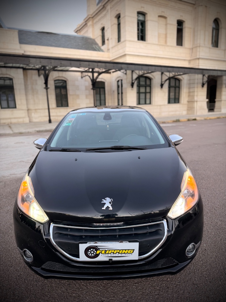 Peugeot 208 — foto 4