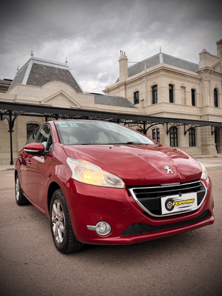 Peugeot 208 — foto 5