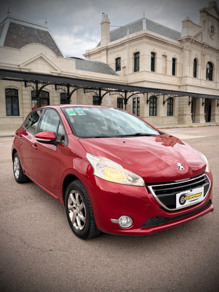 Peugeot 208 — foto 7