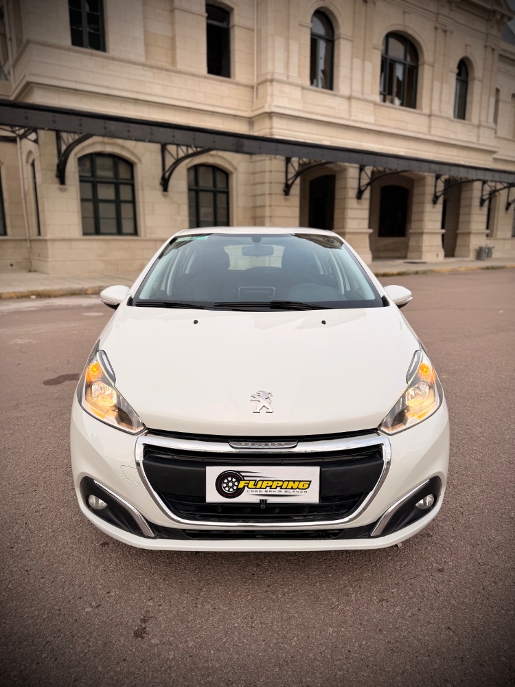 Peugeot 208 — foto 5
