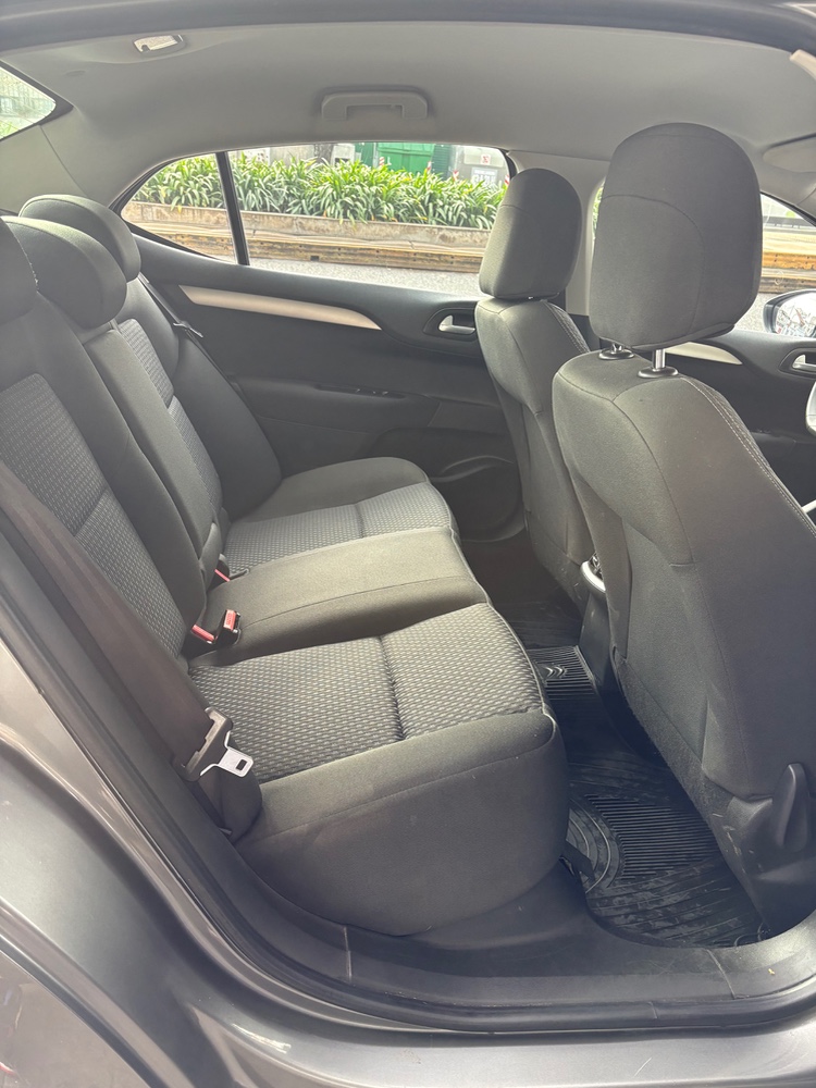 Citroën C4 Lounge  Tendance 1.6 Thp  — foto 10