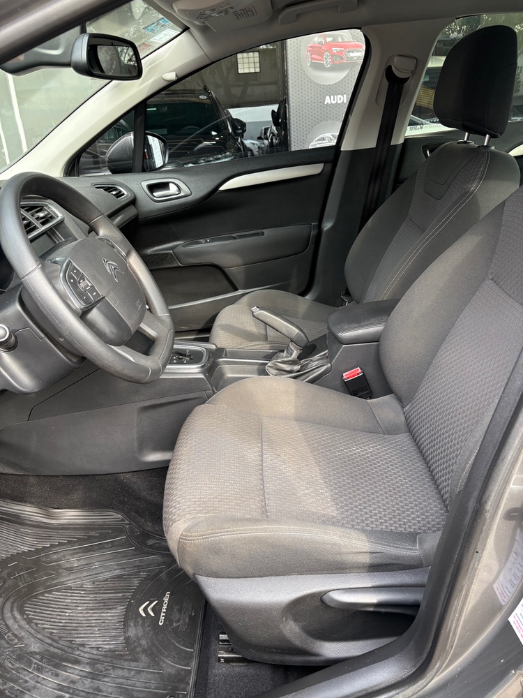 Citroën C4 Lounge  Tendance 1.6 Thp  — foto 17