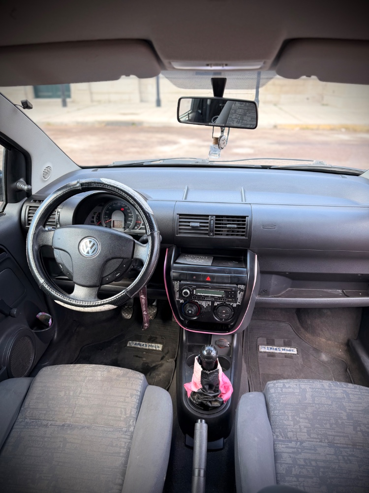 Volkswagen FOX — foto 7