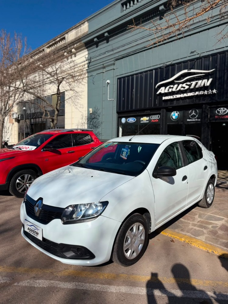 Renault Logan Expression — foto 3