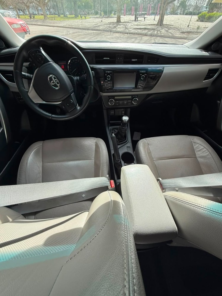 Toyota Corolla CVT AT — foto 2