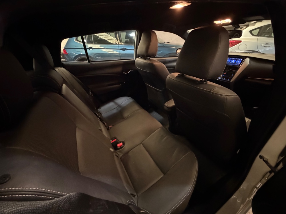 Toyota YARIS 5P 1,5 Xls Pack CVT — foto 7