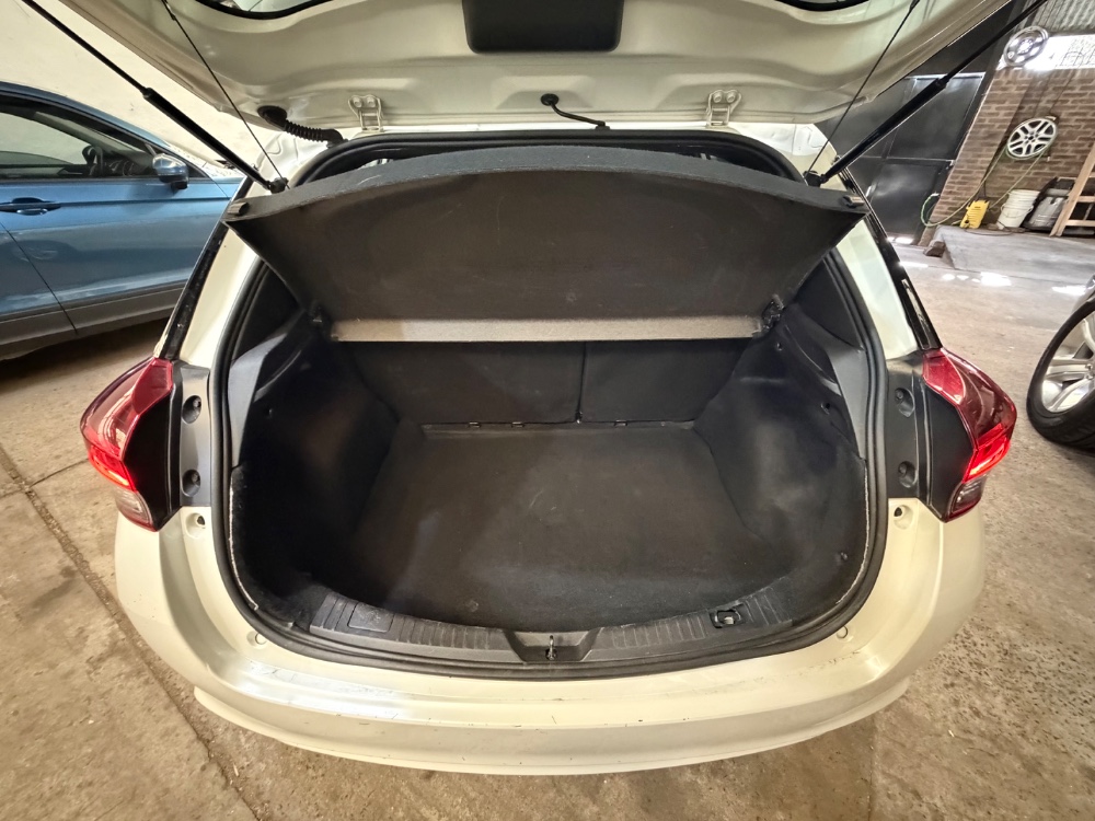 Toyota YARIS 5P 1,5 Xls Pack CVT — foto 8