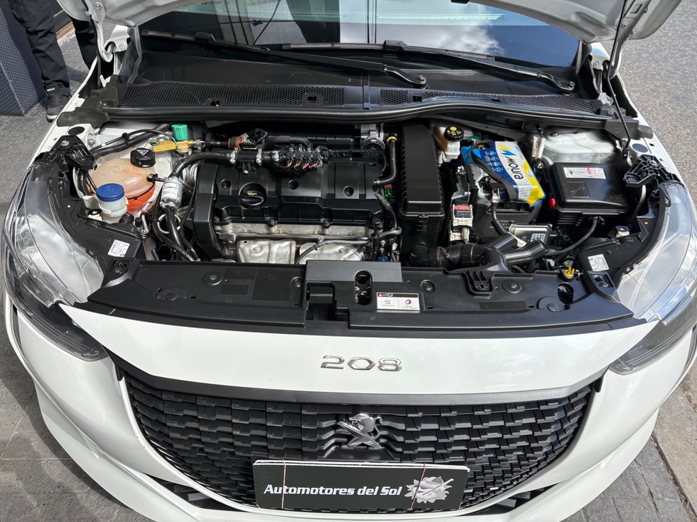 Peugeot 208 5P 1,6 Active 2020 — foto 15