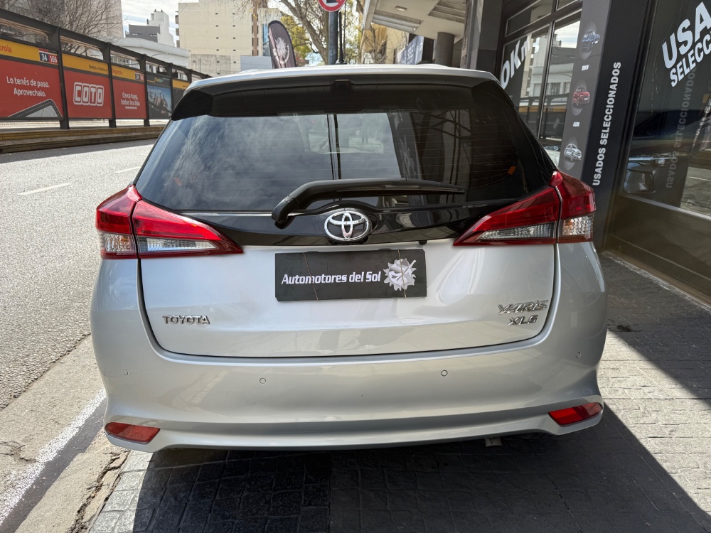 Toyota YARIS 5P 1,5 Xls Pack CVT 2022 — foto 6
