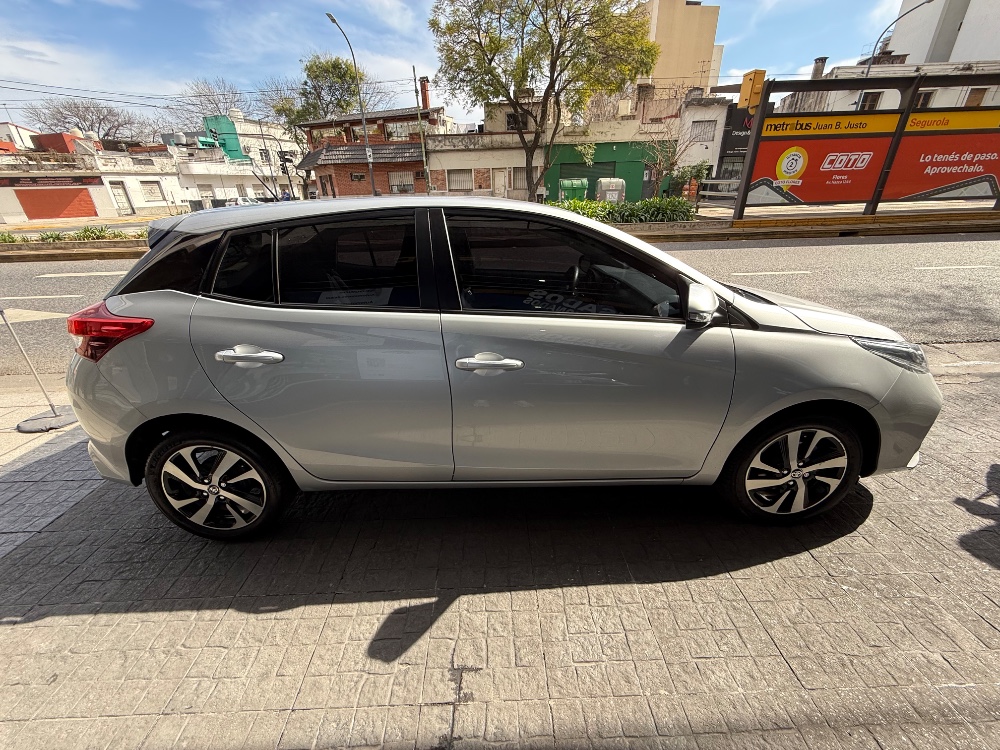 Toyota YARIS 5P 1,5 Xls Pack CVT 2022 — foto 8