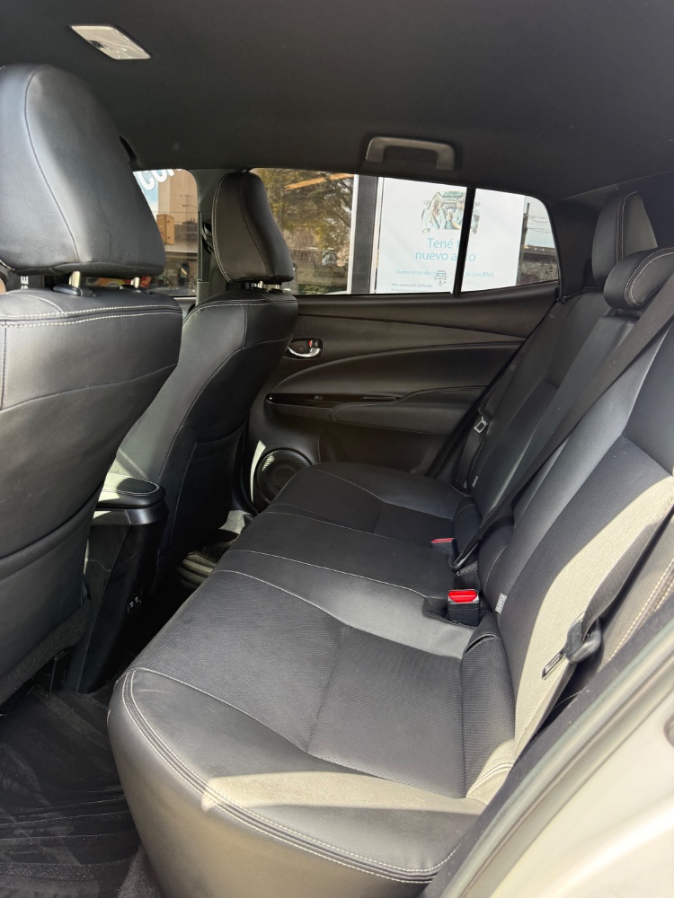 Toyota YARIS 5P 1,5 Xls Pack CVT 2022 — foto 10